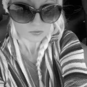 Meet your Posher, Candice